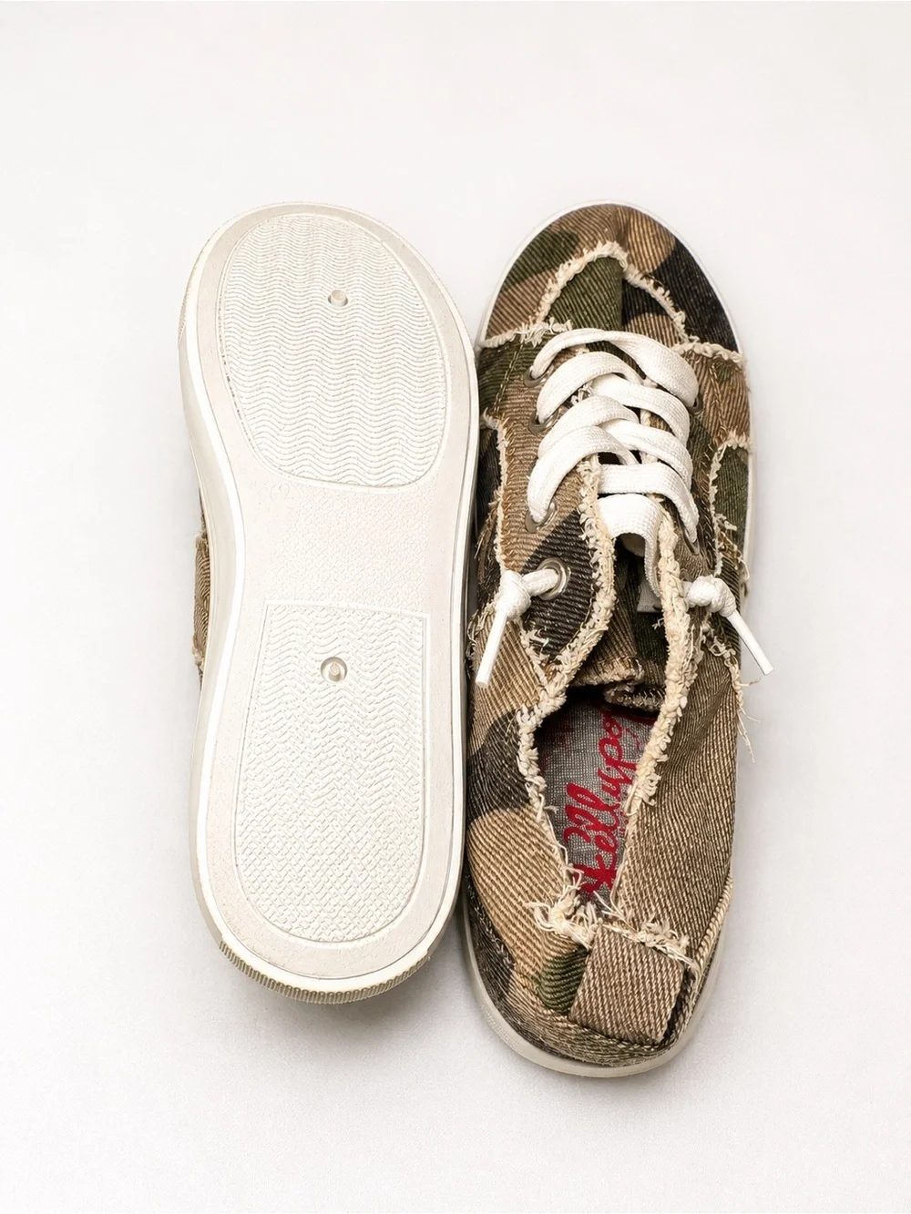 Kids Camouflage Canvas Sneakers Distressed Style Lace Up Size girls big 2